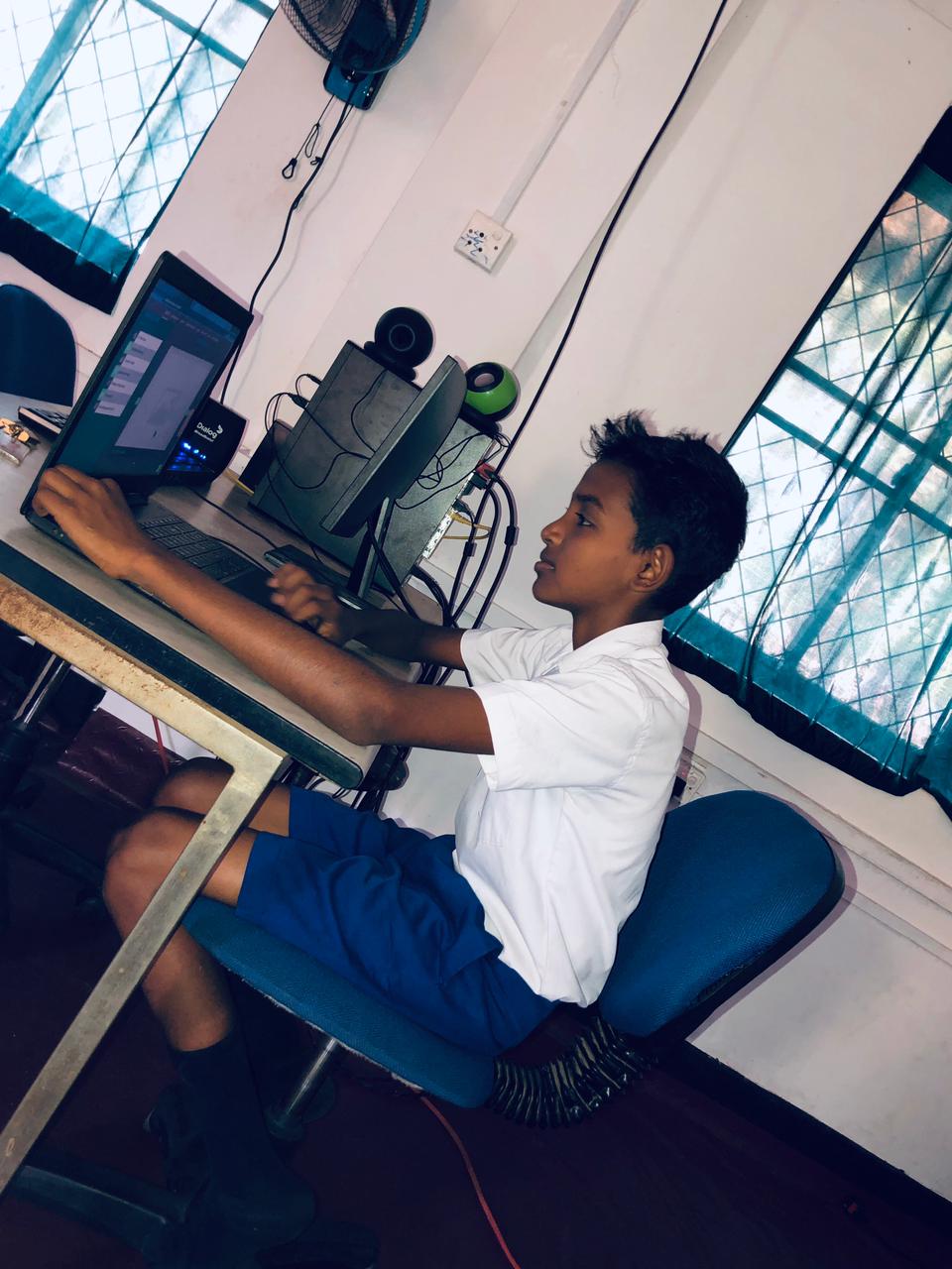 W.A.භානුක මන්දිව්